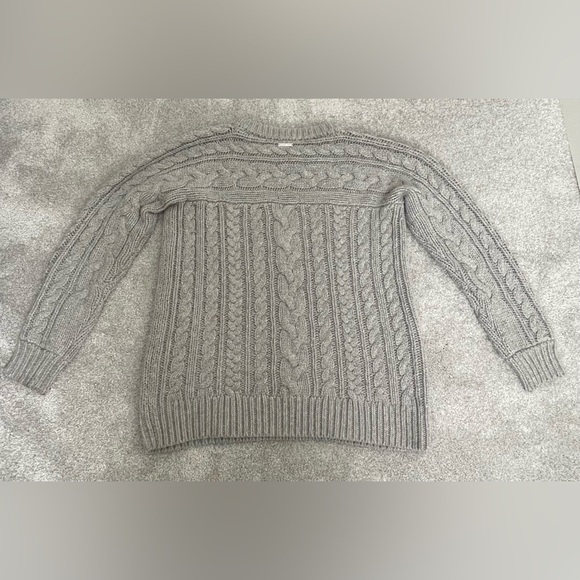 Michael Kors Gray Chunky Sweater Medium - Picture 3 of 4